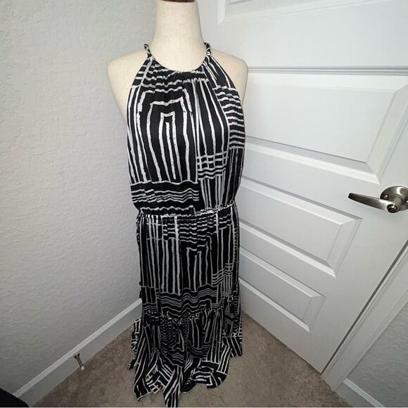 New, Chico’s Halter  Ruffle Maxi Dress Chicos - Picture 14 of 14